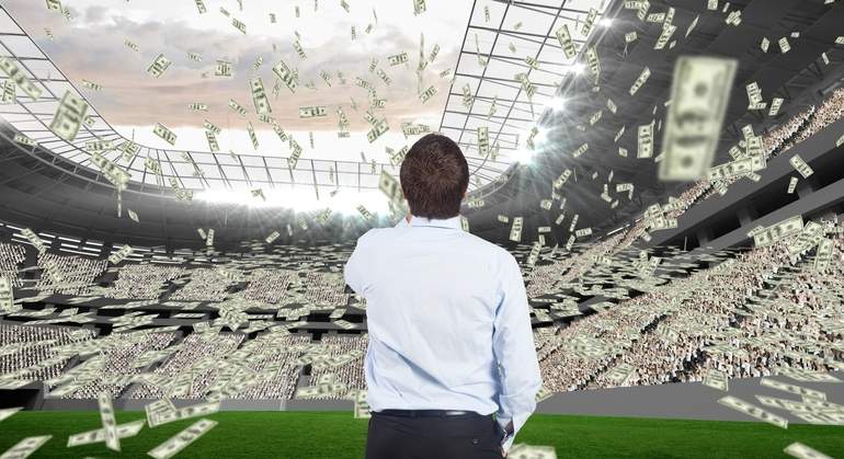 dinero-volando-estadio-dreams.jpg