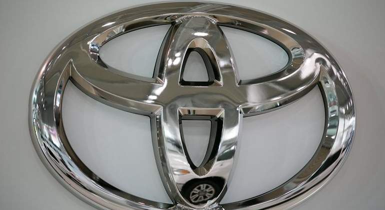 toyota-logo.jpg