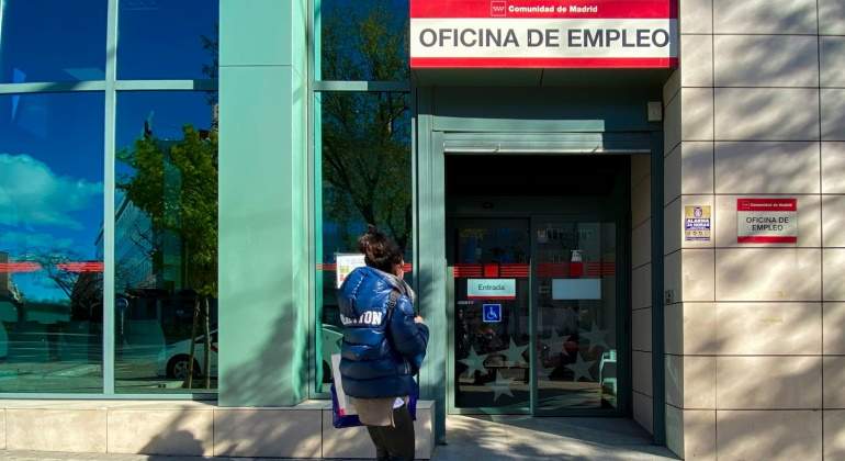 mujer-entra-sepe-madrid-ep.jpg