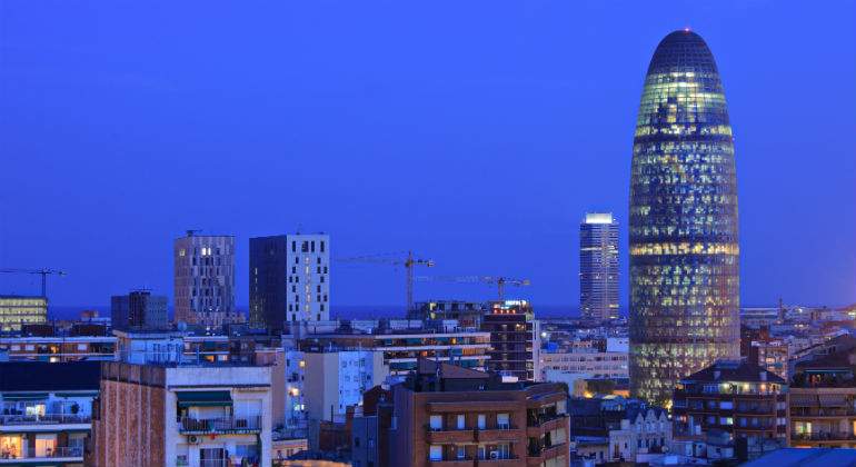 barcelona-torre-agbar-dreamstime.jpg