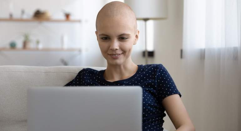 cancer-empleada-teletrabajo-dreams.jpg