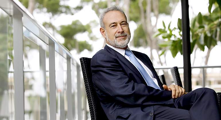 luis-riu-eE.jpg