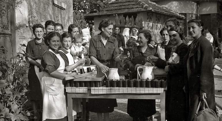 Seccion-Femenina-Franco.jpg