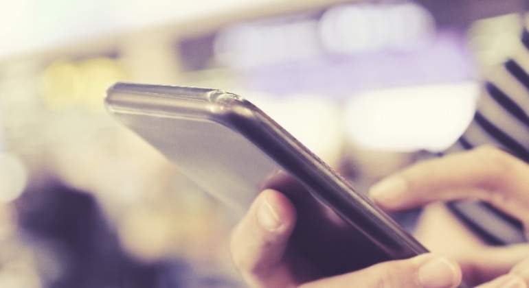 movil-istock.jpg