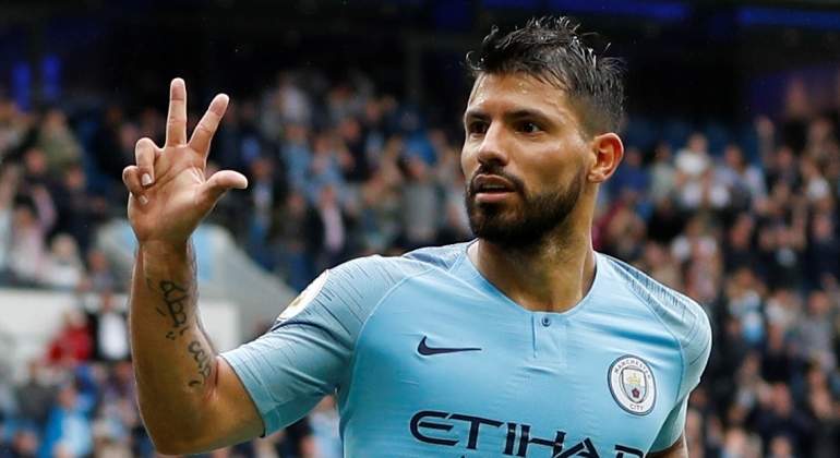 aguero-2018-tres-celebra-reuters.jpg