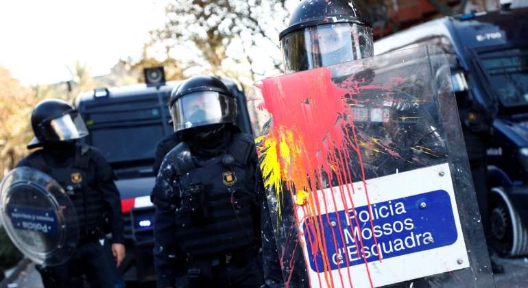 mossos-21d-2018-reuters.jpg