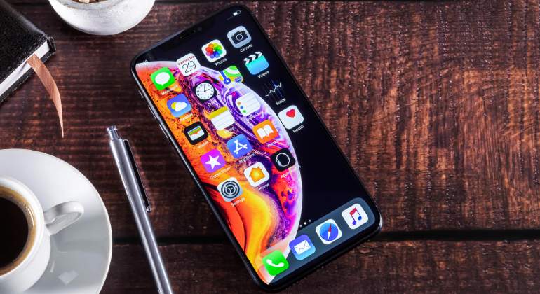 iphone-xs.jpg
