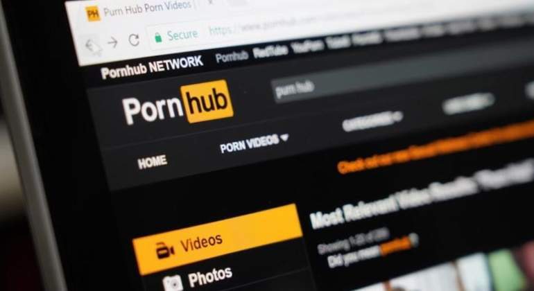 pornhub-770.jpg