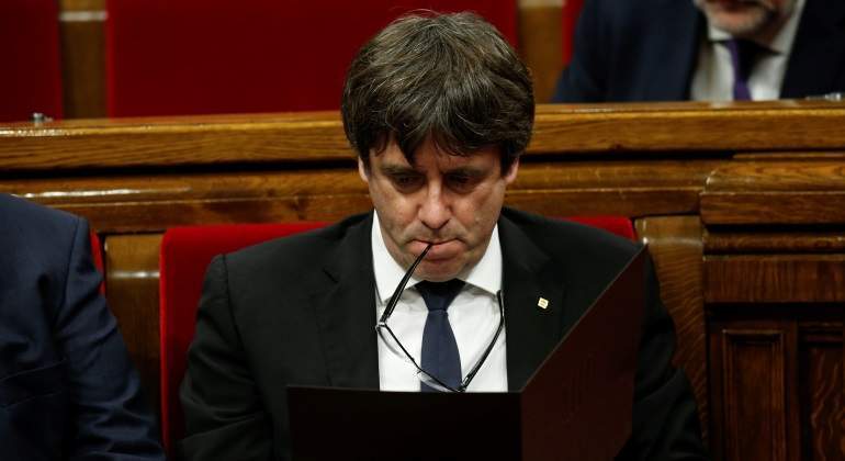 puigdemont-singafas-comparecencia-parlament-10octubre-reuters.jpg