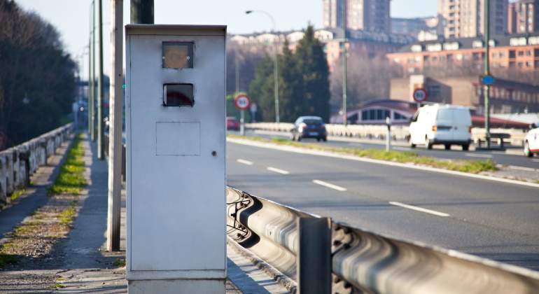 radar-carretera-dreamstime.jpg