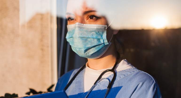 secuelas-omicron-contagio-coronavirus-istock.jpg