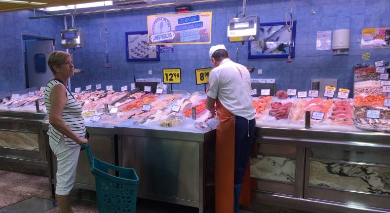 pescaderia-clienta.jpg