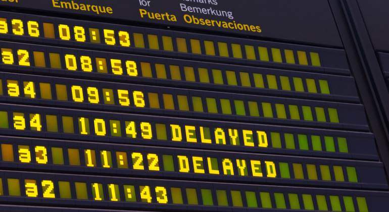 retraso-avion-aeropuerto-delayed-770-dreamstime.jpg