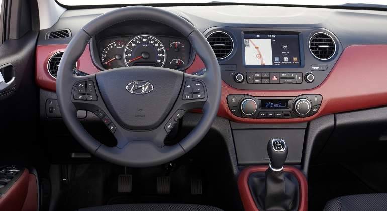 hyundai-interior.jpg