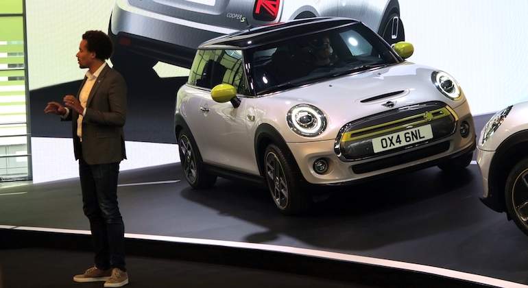 mini-cooper-se-2019-01.JPG