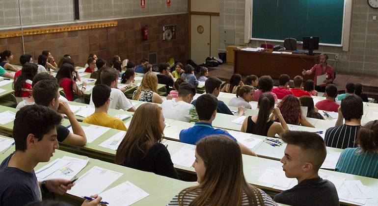 universidad_efe.jpg