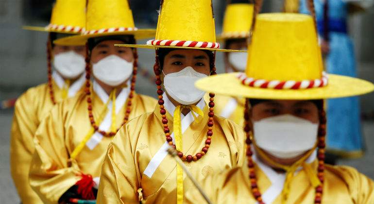 coronavirus-korea-mascarillas-reuters.jpg