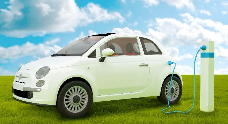 coche-electrico-sol.jpg