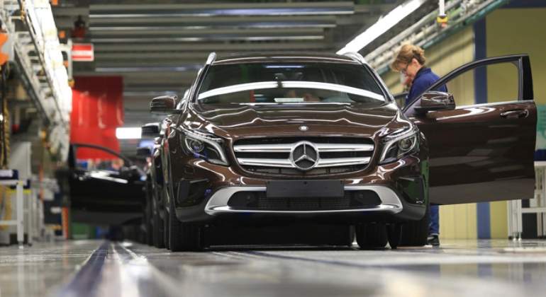 mercedes-coche-bloomberg.jpg