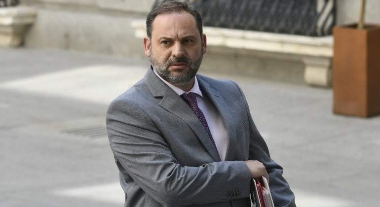 abalos-carpeta-ep.jpg