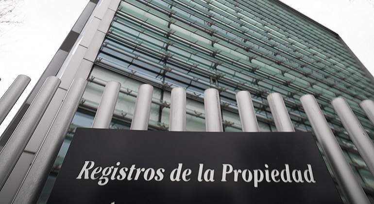 Registros-de-la-Propiedad-Sede-Nacho-Martin-770-x-420.jpg