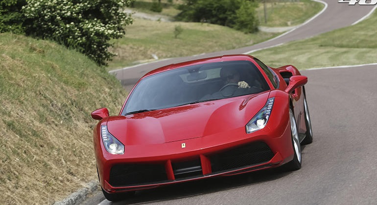 ferrari-488gtb-2016.jpg