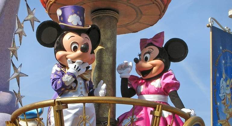 Mickey-Minnie-Pixabay.jpg