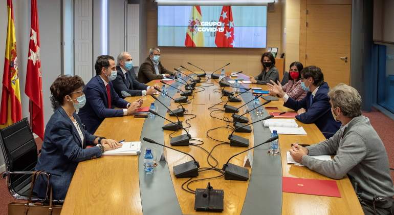 grupo-covid-13OCT20-efe.jpg