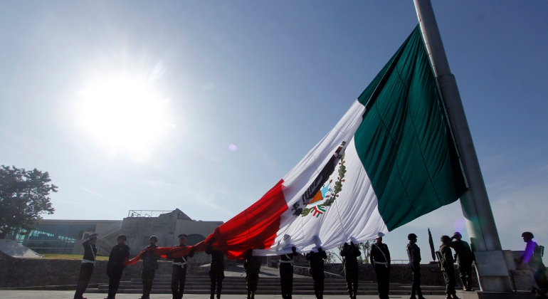 Bandera-mexico-770.jpg