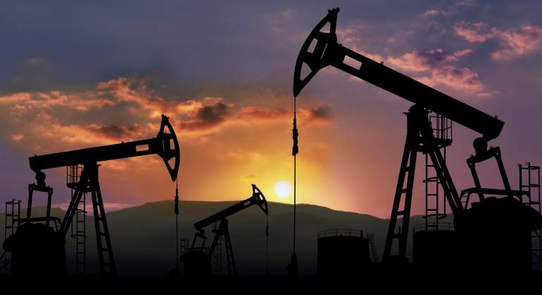 pumpjacks-sun-crude.jpg