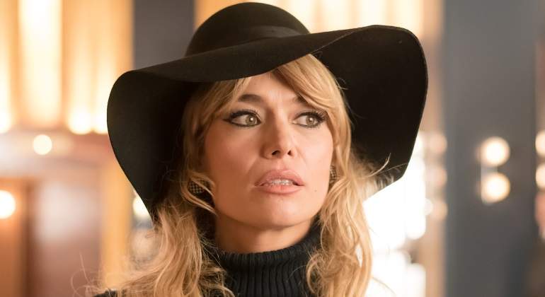 patricia-conde-velvet.jpg