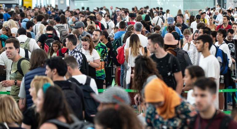 aeropuerto-prat-barcelona-colas-efe.jpg