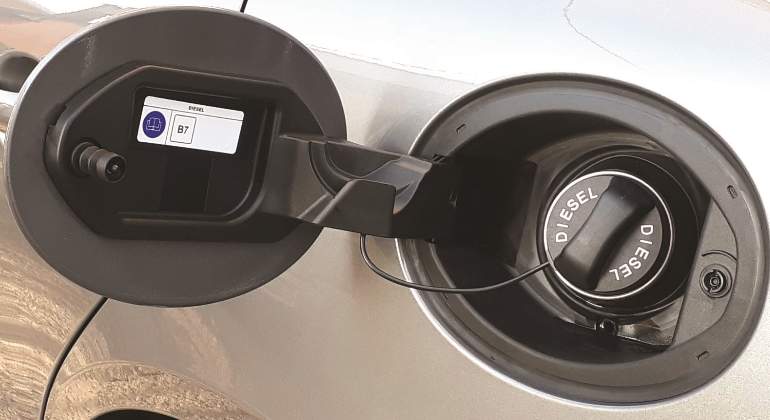 etiquetado-deposito-combustible.jpg