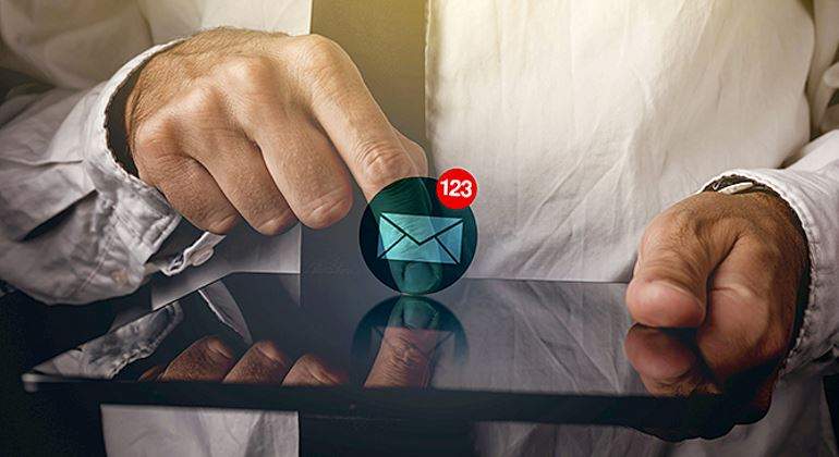 email-tablet-770-istock.jpg