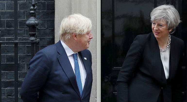 boris-theresa-may-reuters.jpg