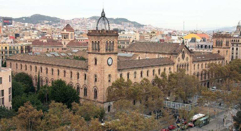 universidad-de-barcelona.jpg