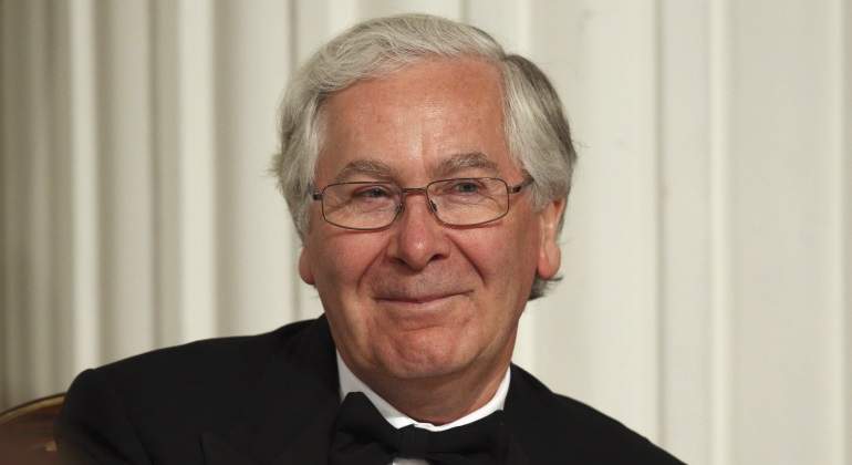 mervyn-king-pajarita.jpg