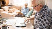 El Consejo de Ministros aprueba la subida de las pensiones del 0,9% para este año