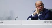 De Guindos habla de retirada del BCE y dispara a la banca en bolsa