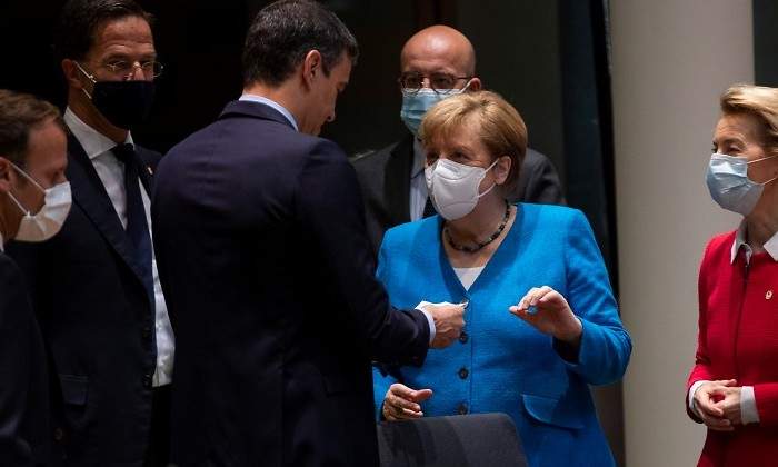 cumbre-reconstruccion-sanchez-rutte-merkel.jpg