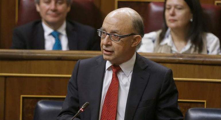 cristobal-montoro-hacienda-congreso.jpg