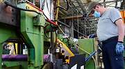Ómicron machaca la crisis de suministros: miles de bajas laborales complican el abastecimiento