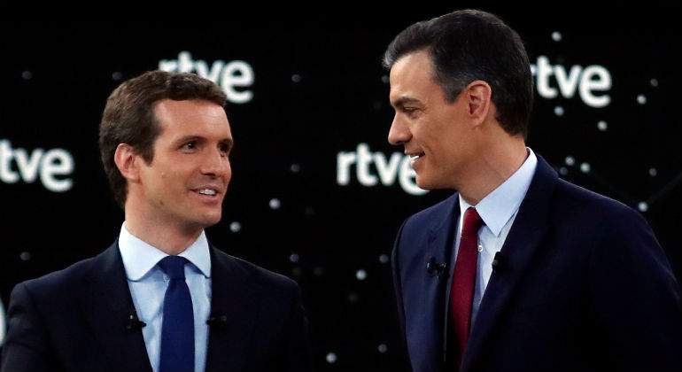 casado-sanchez-reuters.jpg