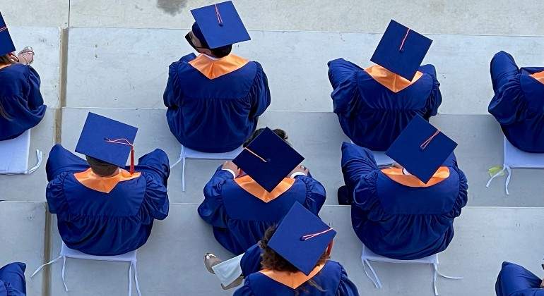 graduados.jpg