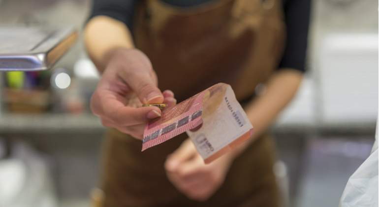 euro-precios-compra-vueltas-vendedor-inflacion-ipc-getty-770x420.jpg