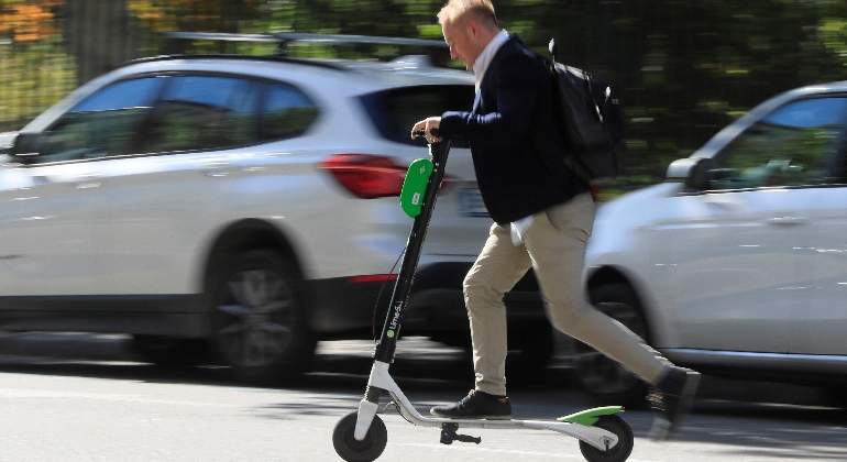 patinete-efe.jpg