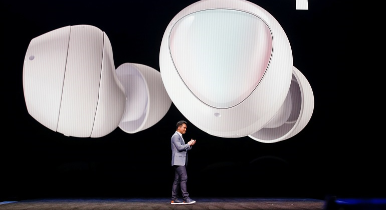 samsung-airpods-reuters-770x420.png