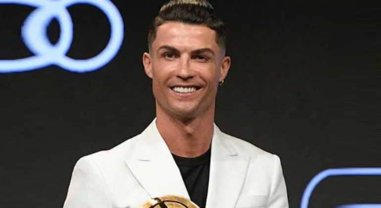 cr-calvo-bigote-770.jpg