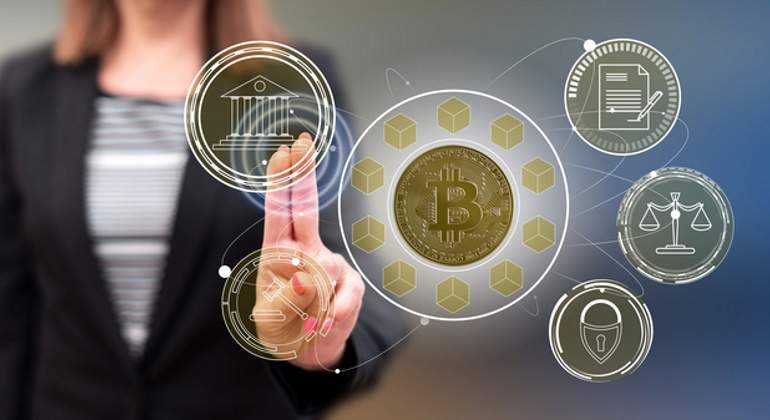 criptomonedas-regulacion-dreams.jpg