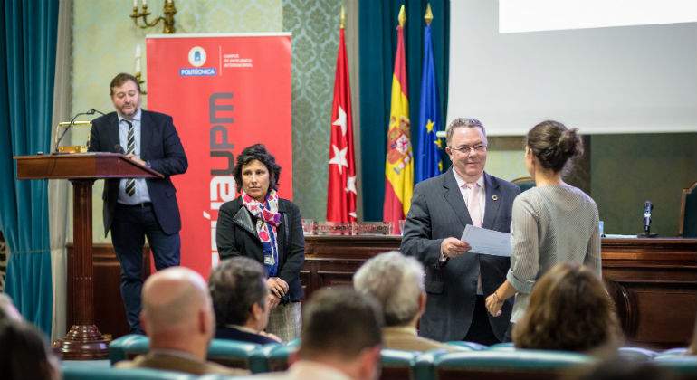 premio-UPM-defini.jpg